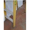 Image 4 : ** Keller Brand Fiberglass 6ft Ladder - CANNOT SHIP