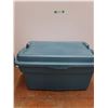 Image 1 : ** Rubbermaid Storage Container Hinged Lid - 32x19x16" - Cannot Ship