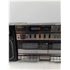 Image 3 : Vintage Sony CFS-W500L Boombox Dual Cassette Deck  -  PICK UP