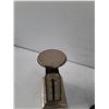 Image 2 : (2) Small Scales Light Weight Capacity