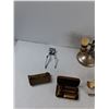 Image 4 : Vintage Barber Shaving Equipment (5) Razors, (2) Brushes, (2) Trimmers, Misc
