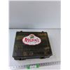 Image 1 : Tackle Box, Assorted Fishing Jigs
