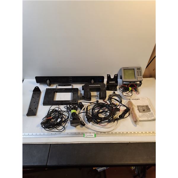 Eagle Fish Finder - Untested, Hummingbird Mounts, Electrical Cords