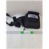 Image 1 : Portable Disc Player Wth Case And Headphones Powers On