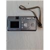 Image 7 : Nikon Coolpix L24 + Canon PowerShot A310 Cameras