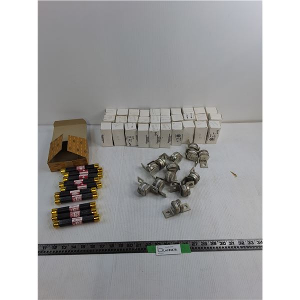(46) Bussmann 240 Volt 355 Amp Fuses, (10) Buss 600 Volt Fuses