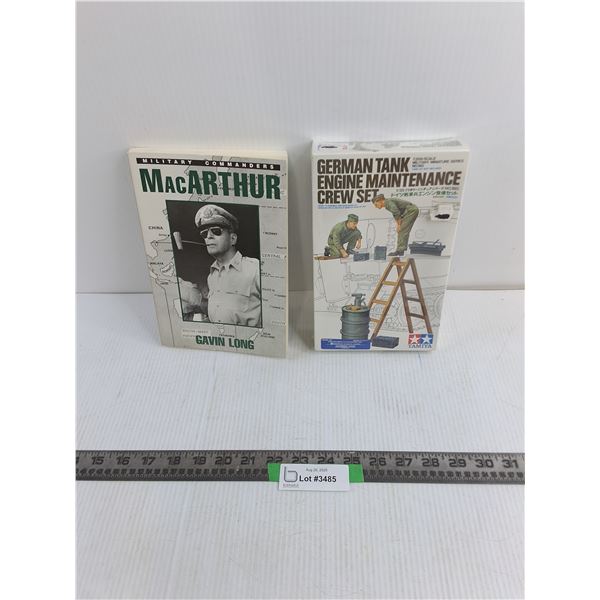 German Tank Crew Set Model Kit NIB, MacArthur Military Book