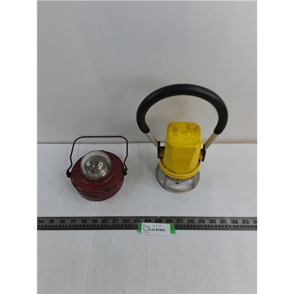 Antique 5″ Red Metal Lantern, Electric Yellow Starlite 292 Lamp