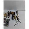 Image 3 : (12) Star Wars Chip Toys, Star Wars Commtech, Various Figures Star Wars, Army, Misc