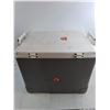 Image 3 : 20x16x14″ Igloo Cooler  -  PICK UP