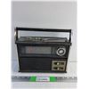 Image 1 : Vintage AM/FM Radio - As Is