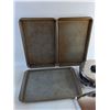 Image 2 : Baking Trays 19" x 12", 10" Cooking Pot with Lid