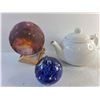 Image 5 : Glass Candy Dish, Ceramic Tea Pot, Desk Decorations