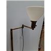 Image 2 : * Vintage Metal Adjustable Arm Floor Lamp - Powers On - 56" Tall  -  PICK UP ONLY