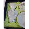 Image 2 : Qing Hua Ci Yun Xi Lie Chinese Tea Set in Box