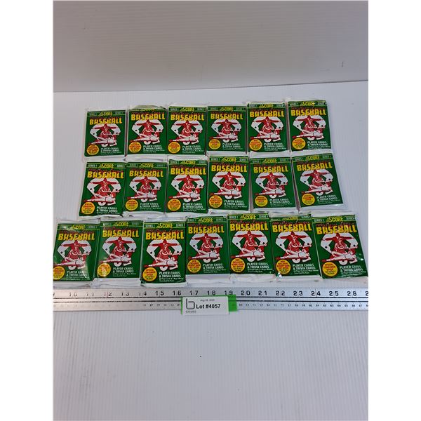 (19) Series 1 Major League 1991 Baseball Cards