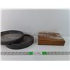 Image 1 : (2) Display Cases With Glass Dish - Canadian Mint Fish Hook, Missing Contents