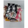 Image 3 : Lot of Fabrics And Cloth - Wash Cloth, Fabric, Embroidered Cloth, Kitchen Rags