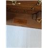 Image 2 : Wooden Wall Clock Souvenir of Saskatchewan - Hands Wind Untested
