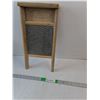 Image 1 : Vintage Clothes Wash Board