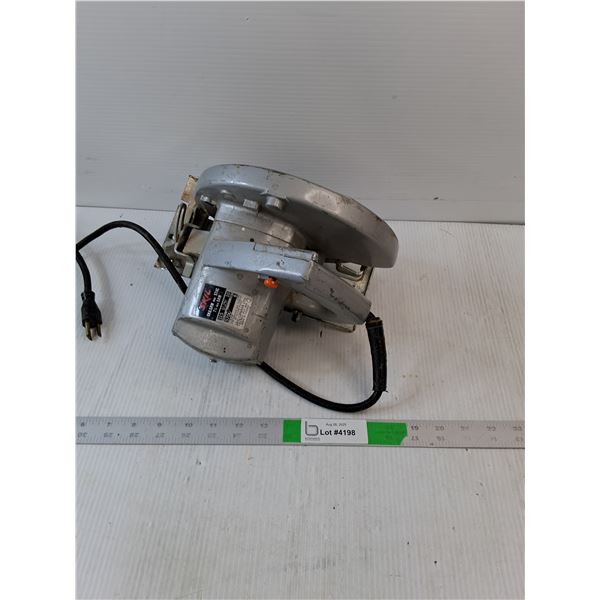 Skilsaw Corded Saw - TESTED WORKS