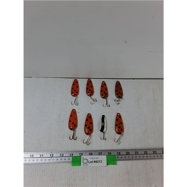 (8) Spoon Fishing Lures