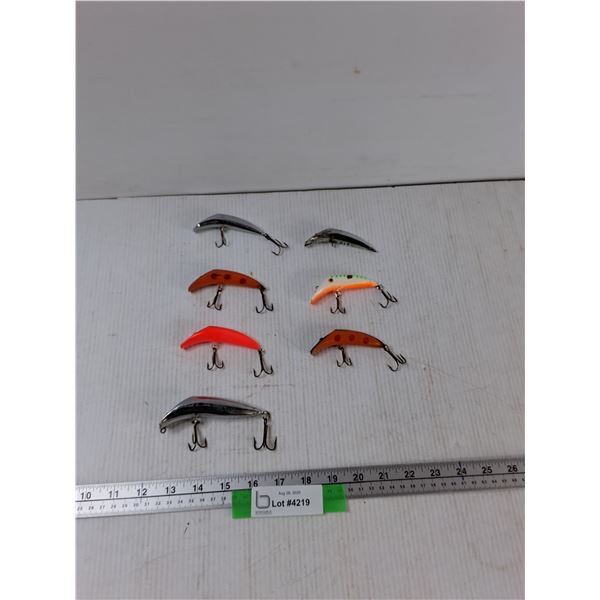 (7) Fishing Lures