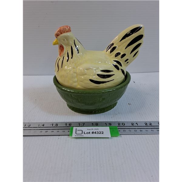 Ceramic Hen on Nest - 6.5" x5.5" x 6"
