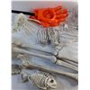 Image 3 : Halloween Candy Bag, Skeleton Decor, Piranha Skeleton, Mayan Wall Calendar Decor