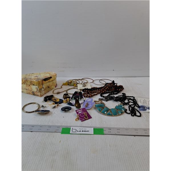 Various Necklaces, Bracelets & Earrings