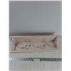Image 1 : 22″ Pink Heart Shelf /  Hanger
