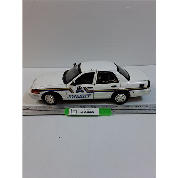Crown Victoria Police Die Cast Model - 1;18 Model Scale