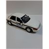 Image 3 : Crown Victoria Police Die Cast Model - 1;18 Model Scale