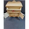 Image 2 : Small Storage Box in Buffet Style - 9" x 11" X 4"