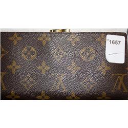 Louise Vuitton Wallet