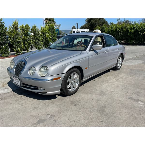 JAGU S-TYPE 2000 T-DONATION