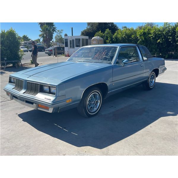 OLDS CUTLASS 1985 APP  DUP/T-DON