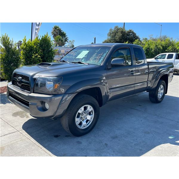 TOYT TACOMA 2011 T-SMOG -2 DAYS
