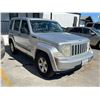 Image 2 : JEEP LIBERTY 2012 T-DONATION