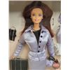 Image 2 : BARBIE : Limited Edition : Perfectly Suited : Barbie Millicent Roberts Collection (1997) (#17567) (S