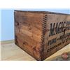 Image 5 : MAGIC BAKING POWDER Wood Crate with Lid (Paper Label) (12-1/4"H x 13"W x 19-3/4"D)