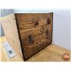 Image 3 : Canadian Apples Wood Crate : British Columbia (11"H x 12-1/4"W x 19-1/4"D)