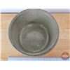 Image 3 : Butter Crock : ALBERTA POTTERIES Redcliff (3 LB) (Measures: 4-1/4"H x 5-3/4" Dia)