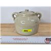 Image 2 : Collector Combo: Medalta Stoneware Bean Pot w/Lid & Medalta Potteries Booklet 1912-1954