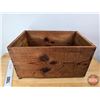 Image 3 : APPLES Wood Crate (10-1/2"H x 12"W x 19-1/2"D)