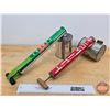 Image 3 : Sprayers (2) : Expert / Smith (Green Measures: 7-3/4"H x 14-1/2"W x 4"Dia)