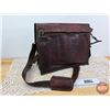 Image 4 : Leather Satchel/Briefcase (Cloth Lined) (Approx 11-3/4"H x 17-1/4"W x 4-1/2"D)