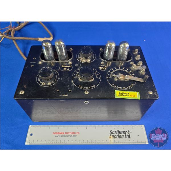 Vintage Radio Receiver : RCA Radiola III-A (c.1920s) (Total Measures: 6-3/4"H x 11-3/4"W x 6-3/4"D)