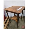 Image 3 : Oak Parlor Side Table (2 Tier) (30"H x 21-1/2"W x 22-1/4"D)