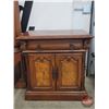 Image 9 : King Size Four Post Canopy Bed & Side Tables (2) (Tallest Point Measures: 95"H x 81"W x 99"D) (Moder